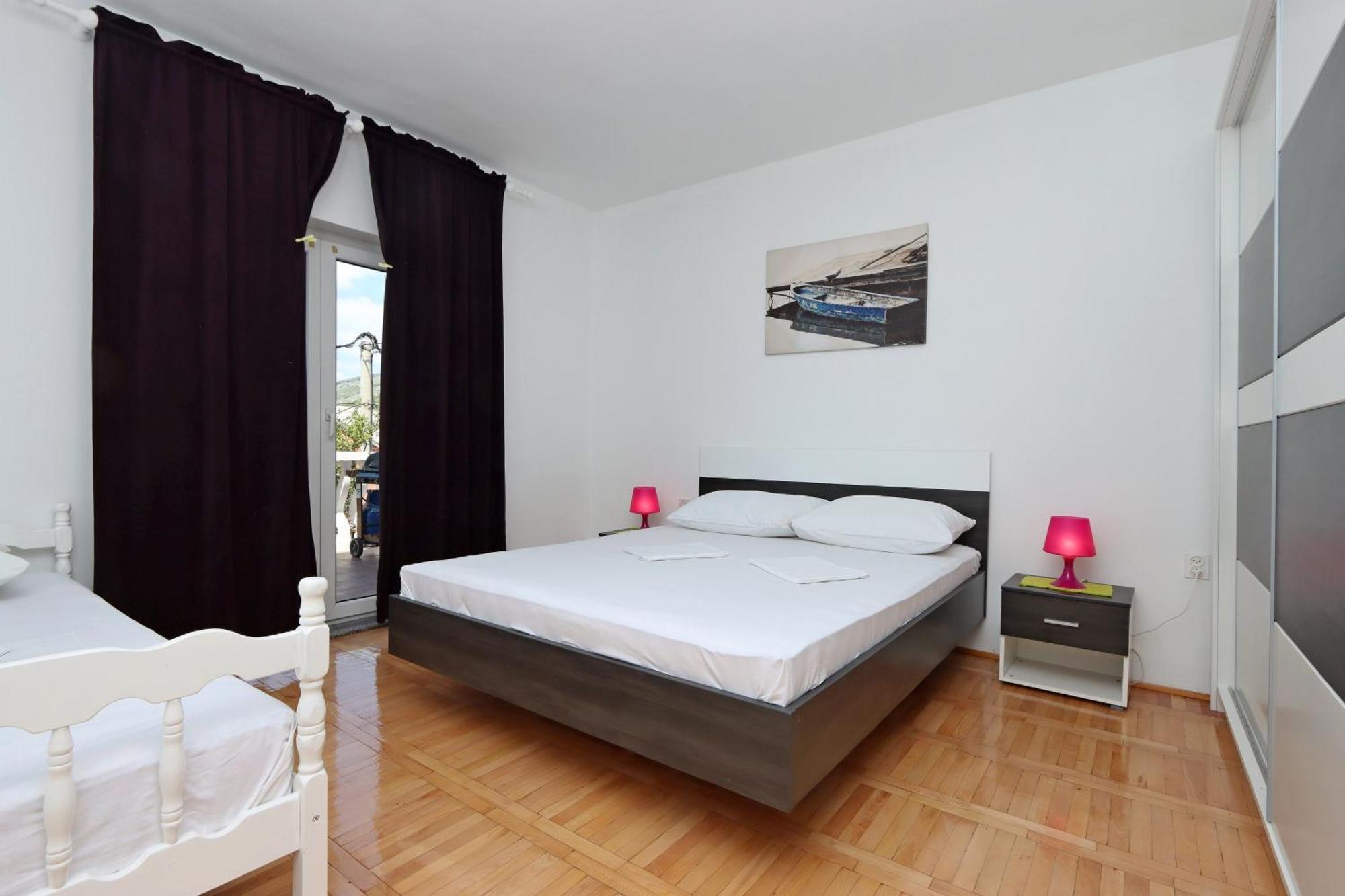 Apartments With A Parking Space Senj - 5571 المظهر الخارجي الصورة